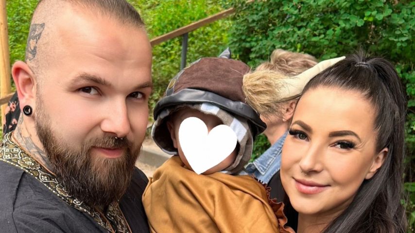 Andreas Paulus, Roxy Zinger und ihr Sohn Liam, Mai 2025