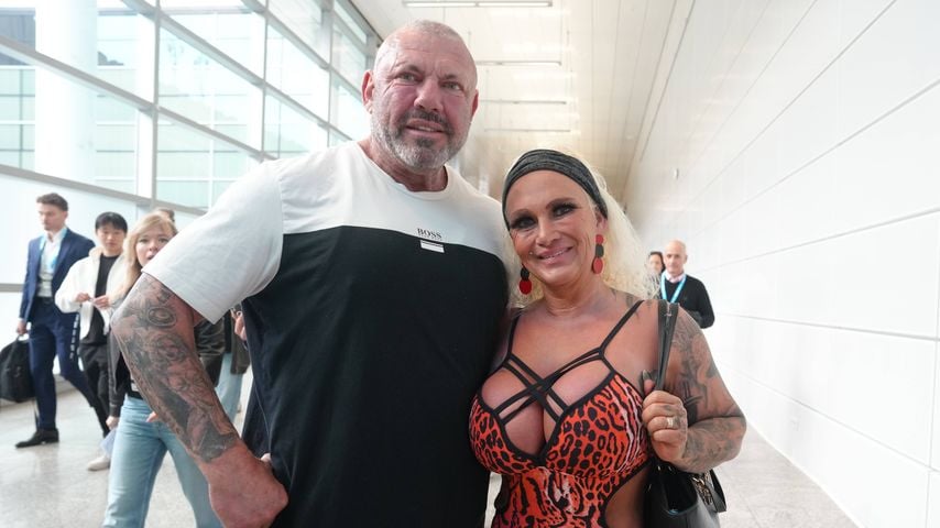Andreas und Caro Robens bei der Eröffnung der Fitness- und Wellnessmesse FIBO 2026 in Köln