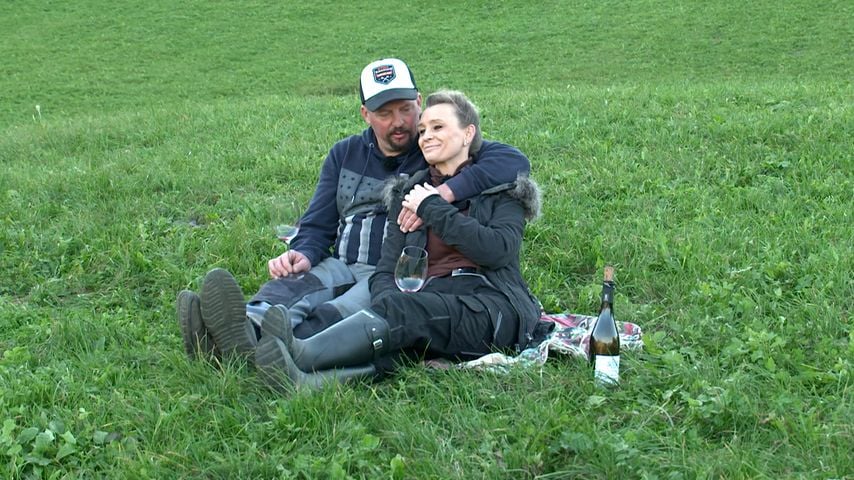 "Bauer sucht Frau"-Hofdame putzt Andreas' Klo mit Zahnbürste