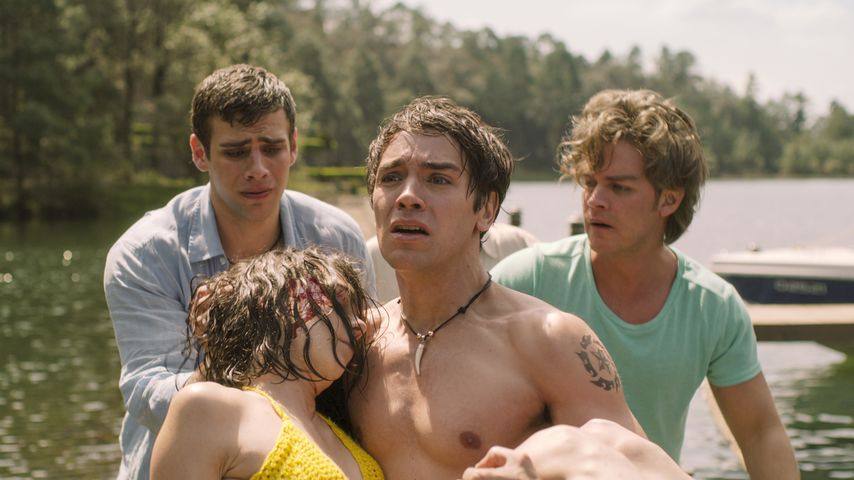 Andres Baida, Ximena Lamadrid, Leo Deluglio und Polo Morin in "Wer hat Sara ermordet?"