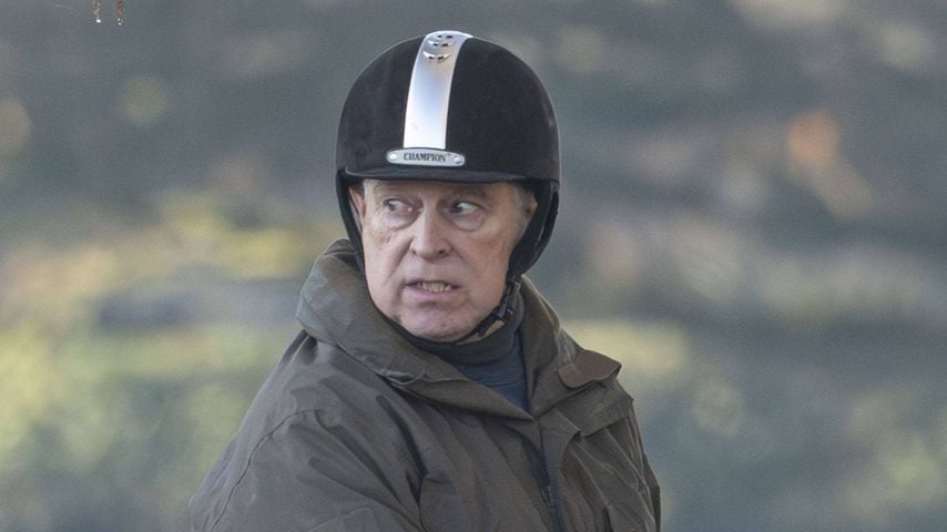 Während Familientreffen: Ex-Prinz Andrew reitet im Regen