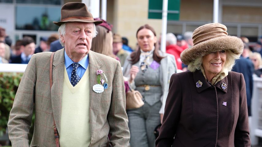 Andrew Parker Bowles und Königin Camilla beim Cheltenham Festival 2025