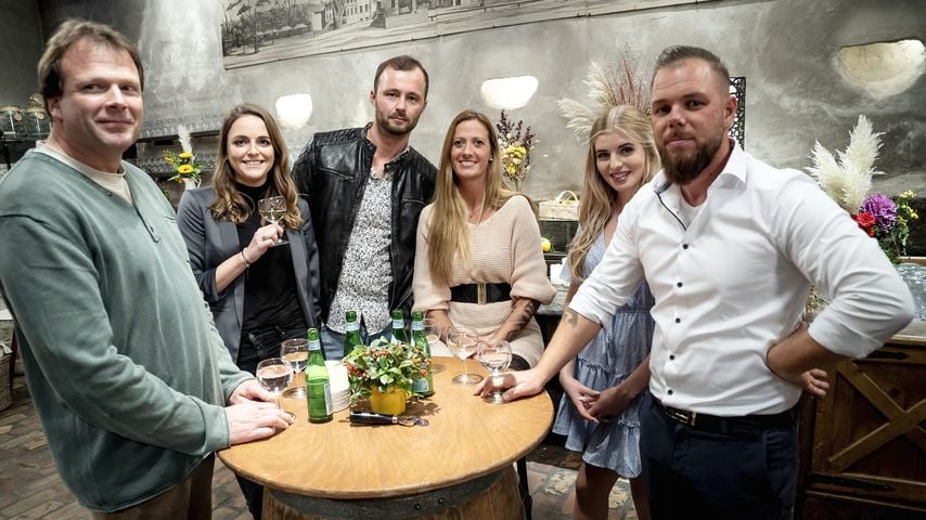 Andy, Alina, Peter, Denise, Antonia, Sascha im "Bauer sucht Frau"-Finale