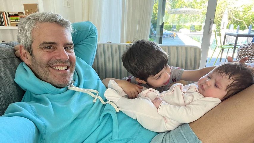 Andy Cohen mit seinen Kindern Benjamin und Lucy im Juli 2022