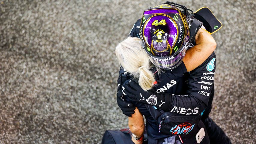 Angela Cullen und Lewis Hamilton, Dezember 2021