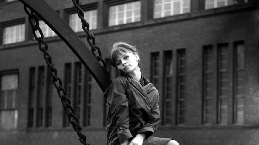 Angelica Domröse in Berlin, 1963, Porträtaufnahme in der DDR