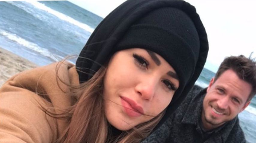 Schon im April ein Paar! Angelina teilt alte Pics mit Basti