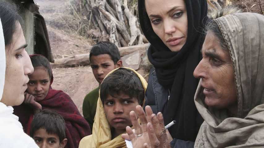 Angelina Jolie: Ihre Mutter bleibt unvergessen