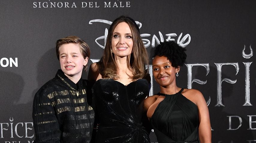 Angelina Jolie mit ihren Töchtern Shiloh (links) und Zahara (rechts)