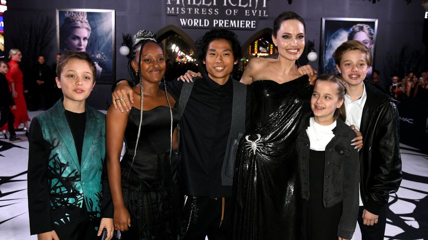 Angelina Jolie mit ihren Kindern Knox, Zahara, Pax, Vivienne und Shiloh