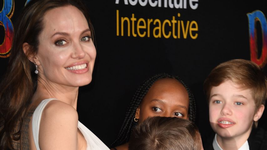 Angelina Jolie mit Knox Jolie-Pitt, Zahara Marley Jolie-Pitt und Shiloh Jolie-Pitt