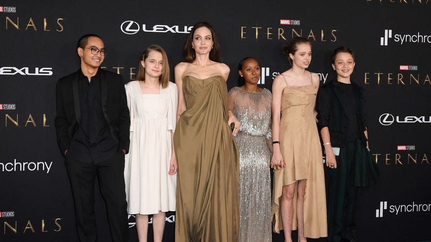 Angelina Jolie mit ihren Kindern, 2021