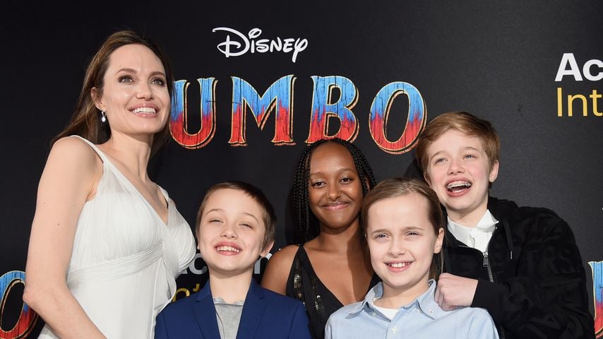 Angelina Jolie und ihre Kinder Knox, Zahara, Vivienne und Shiloh in Los Angeles
