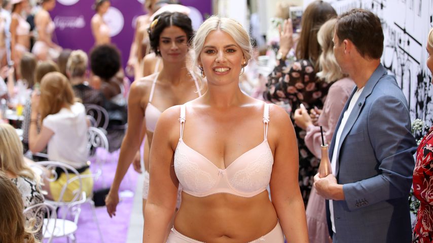 Angelina Kirsch bei der Lascana-Show