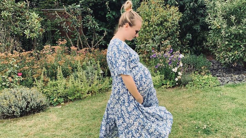 Ist es bald so weit? Ania Niedieck hat einen Mega-Baby-Bauch
