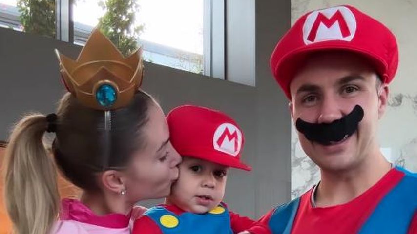 Ann-Kathrin, Rome und Mario Götzes Verkleidung für Halloween 2022