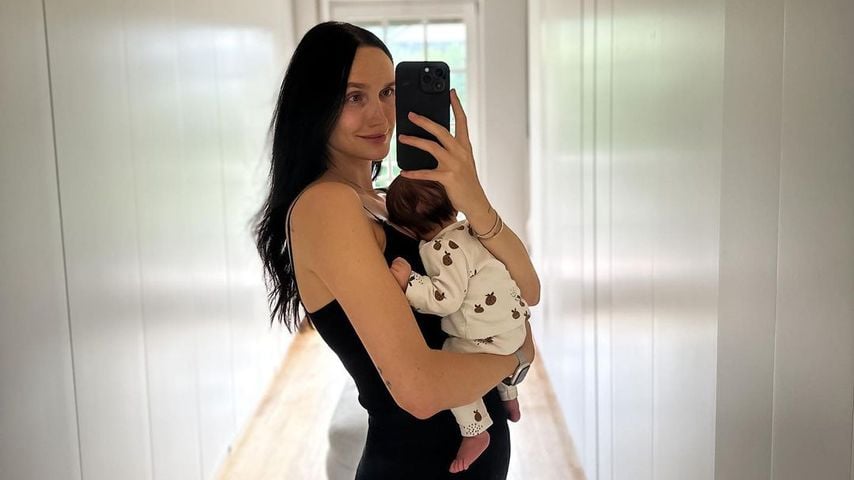 In süßem Post: Anna Adamyan verrät den Namen ihres Sohnes