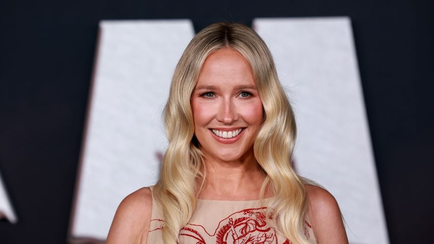 Bisexuell & stolz: Anna Camp spricht über ihr Outing mit 43