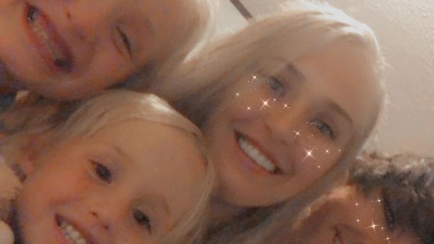 Anna Cardwell mit ihrer Familie im Oktober 2020
