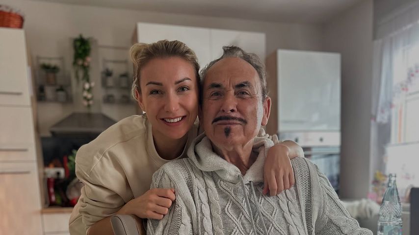 Anna-Carina Woitschacks Papa hat Krebstherapie überstanden