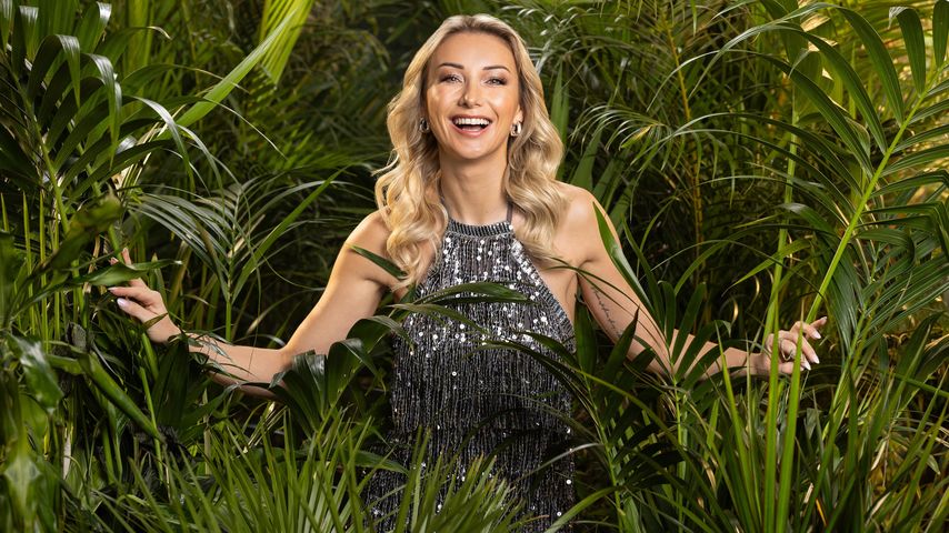 Anna-Carina Woitschack, Kandidatin der 18. Dschungelcamp-Staffel
