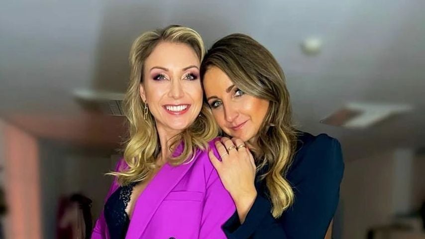 Anna-Carina Woitschack und Freundin Eva im Februar 2022