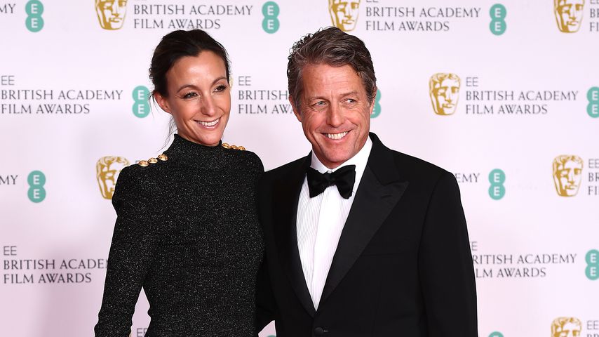 Anna Eberstein und Hugh Grant, 2021