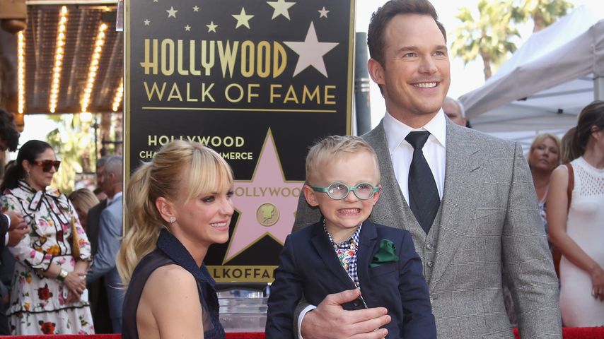 Anna Faris, Chris Pratt und ihr Sohn Jack auf dem Walk of Fame in Hollywood