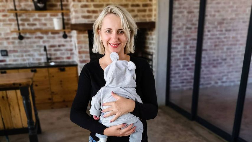 Anna Heiser mit ihrem Sohn