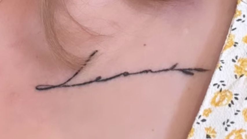 Anna Heisers neues Tattoo mit Schriftzug "Leon"
