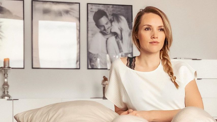 Neu-Mama Anna Hofbauer leidet unter Netz-"Erziehungspolizei"