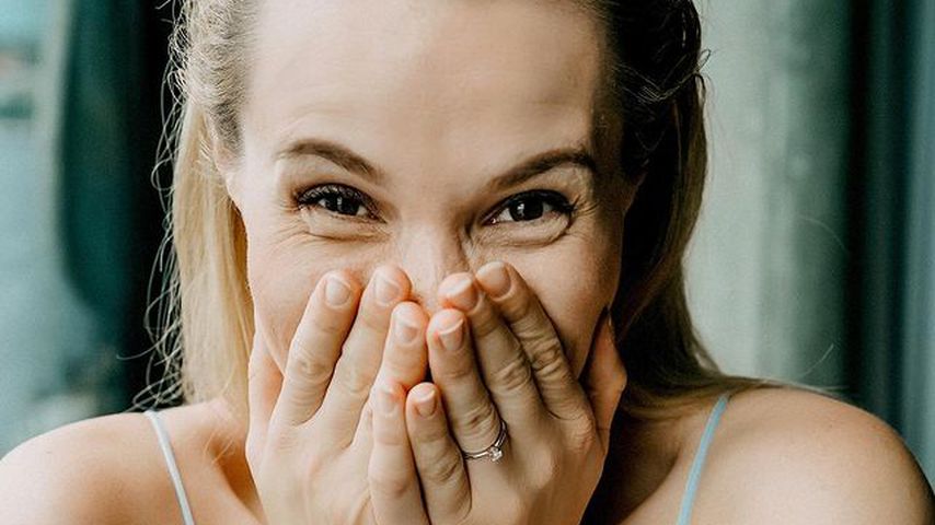 Schwangere Anna Hofbauer nerven Kommentare zu ihrem Bauch