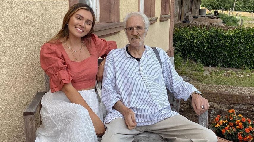 Anna Maria Damm mit ihrem Vater im Juni 2021