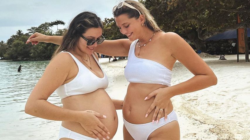 Anna Maria Damm und Fata Hasanović zeigen ihre Babybäuche