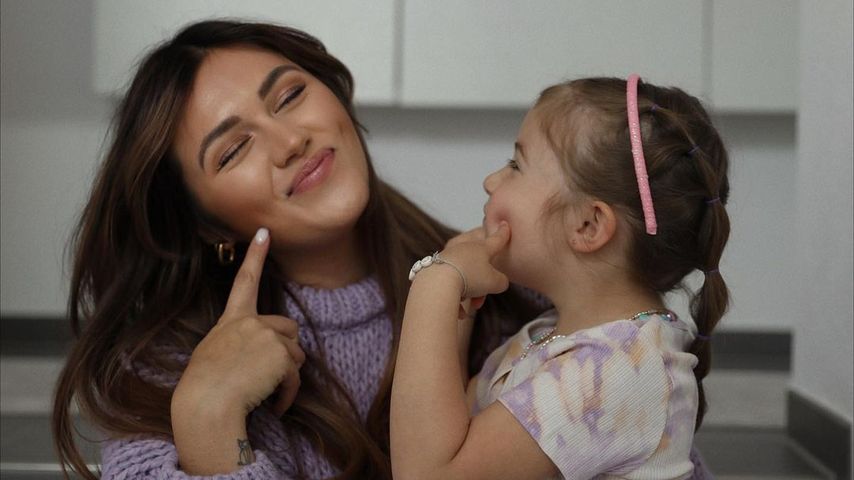 Influencerin Anna Maria Damm mit ihrer Tochter Eliana