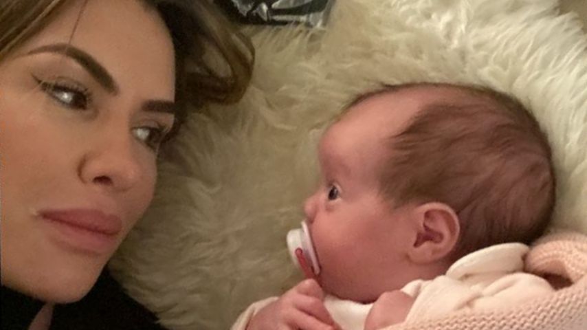 Anna-Maria Ferchichi mit Töchterchen Leonora im Dezember 2021