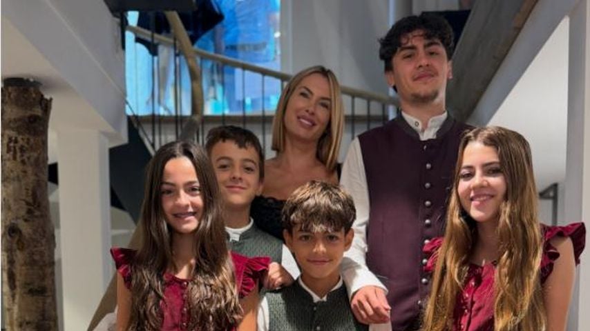 Neu-Bayerin Anna-Maria Ferchichis Kids glänzen in Wiesn-Look