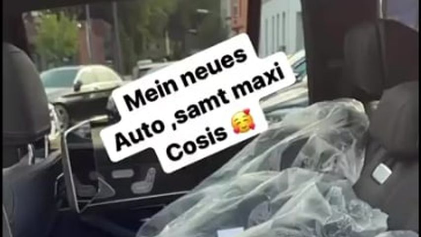 Anna-Maria Ferchichis Babysitze im Auto