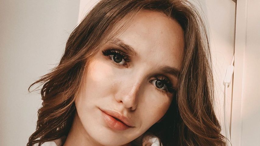 Ex-GNTM-Anna Wilken bekam wegen Endometriose Behindertengrad