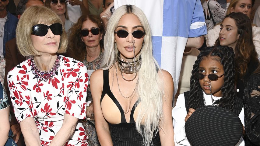 Anna Wintour, Kim Kardashian und North West bei der Paris Fashion Week, 2022