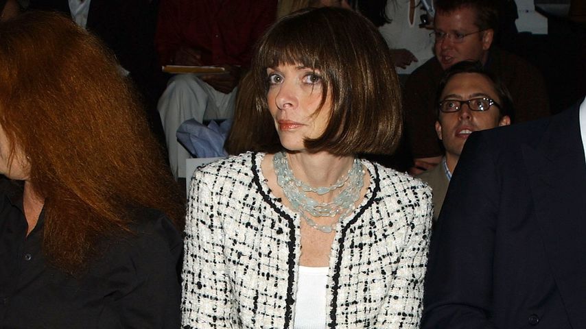 Anna Wintour bei der Tommy Hilfiger Modenschau in New York, 2002