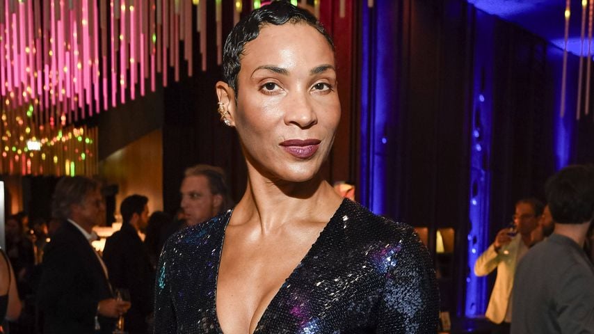 Annabelle Mandeng, Oktober 2025