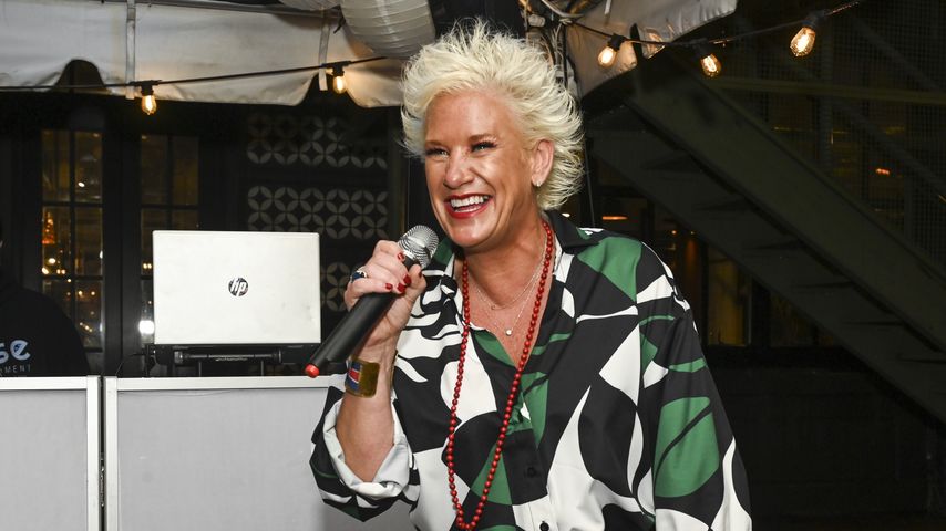 Anne Burrell, Oktober 2022