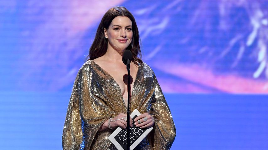 Anne Hathaway bei den Critics' Choice Awards 2020