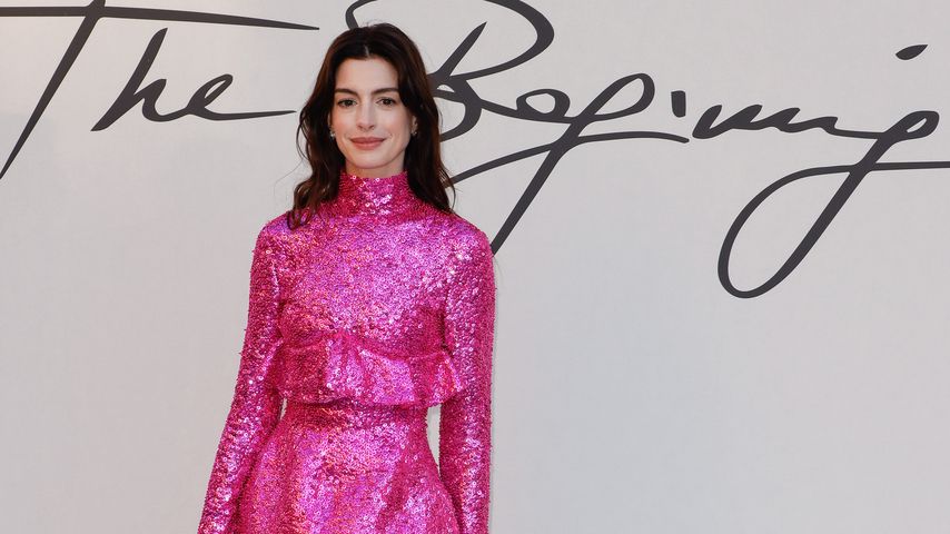 Anne Hathaway bei der Fashion Show von Valentino, 2022