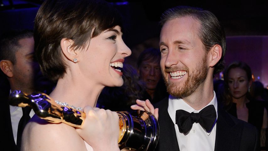 Anne Hathaway führt eine "glückliche Ehe" mit Adam Shulman