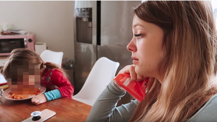 Anne Wünsche mit ihrer Tochter Juna