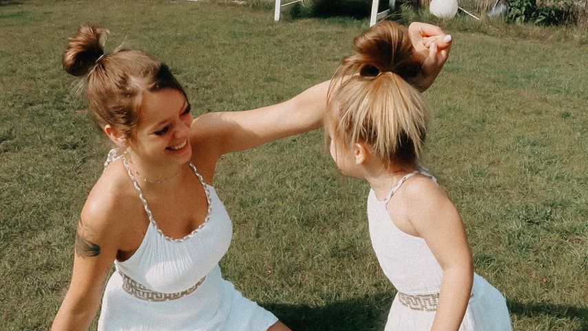 Anne Wünsche mit ihrer Tochter