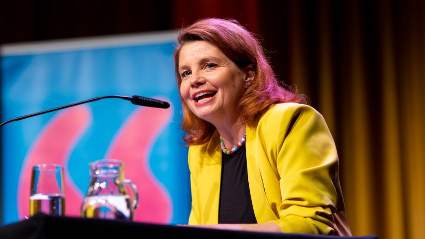 Annette Frier bei der lit.cologne 2022