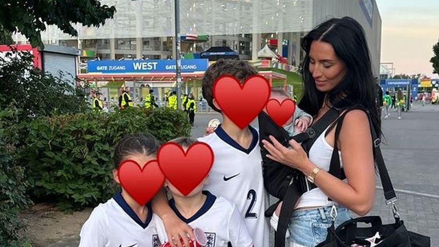 Annie Kilner und ihre vier Söhne im August 2024